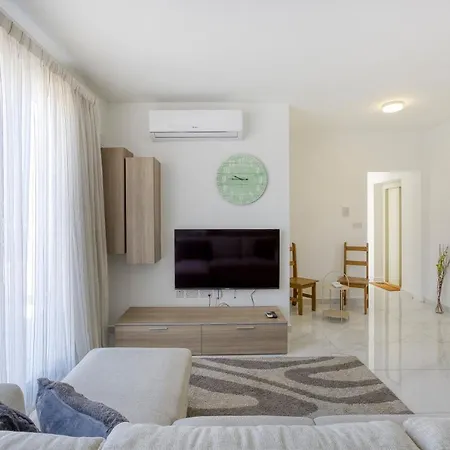 Lux Sea Front Penthouse With Breathtaking Views In St Pauls By 360 Estates Сент-Полс-Бей