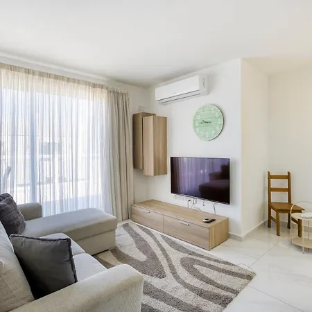 Lux Sea Front Penthouse With Breathtaking Views In St Pauls By 360 Estates *