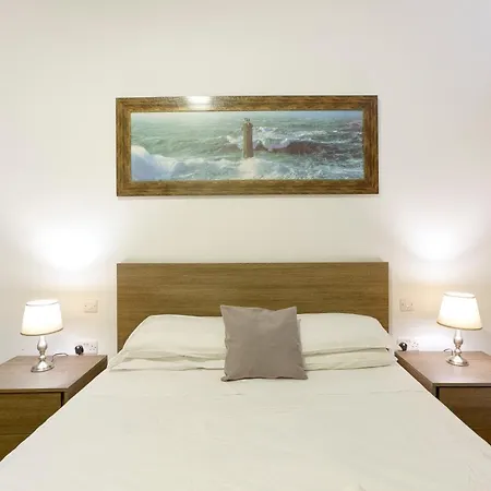 شقة Lux Sea Front Penthouse With Breathtaking Views In St Pauls By 360 Estates