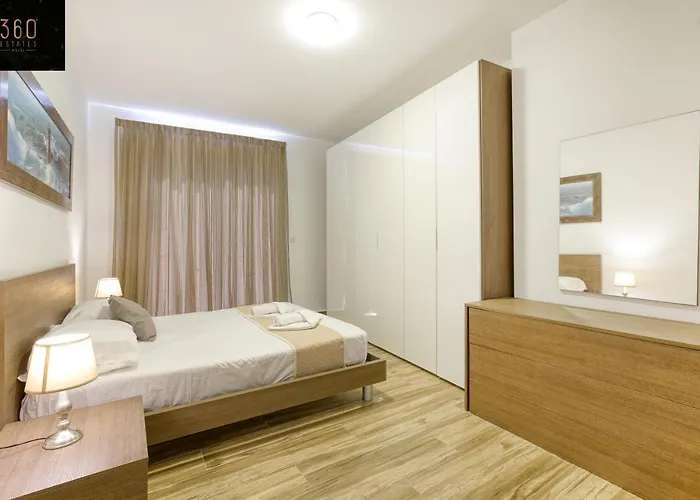 Lux Sea Front Penthouse With Breathtaking Views In St Pauls By 360 Estates St. Paul's Bay