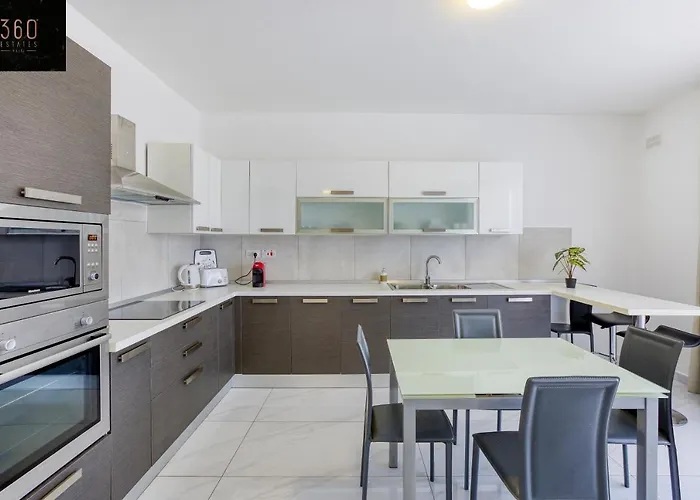 Appartamento Lux Sea Front Penthouse With Breathtaking Views In St Pauls By 360 Estates *