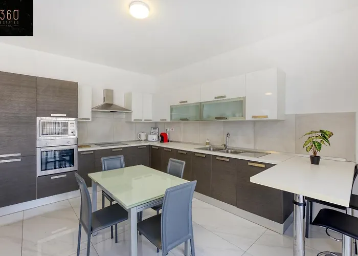 Appartamento Lux Sea Front Penthouse With Breathtaking Views In St Pauls By 360 Estates *